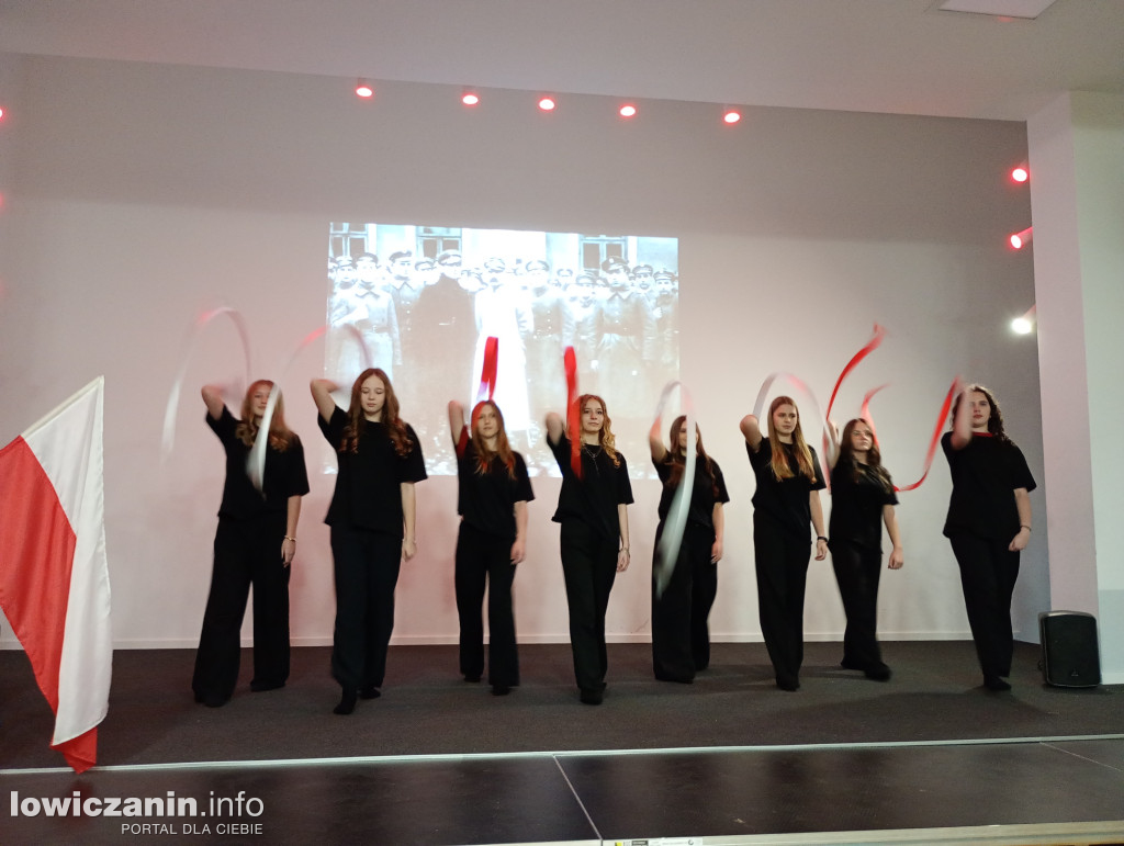 Patriotycznie w II LO