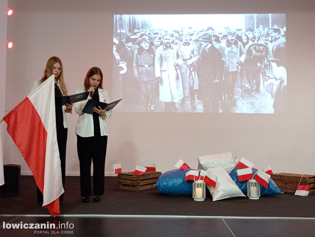 Patriotycznie w II LO