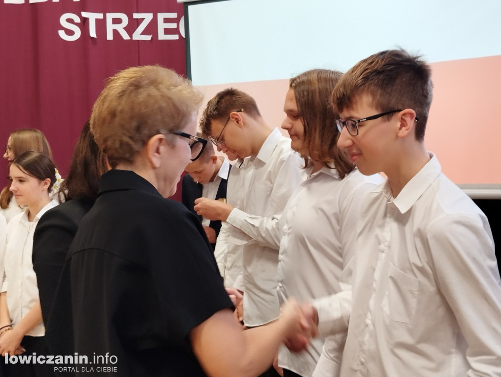 Łowicz. Uroczystości patriotyczne w I LO