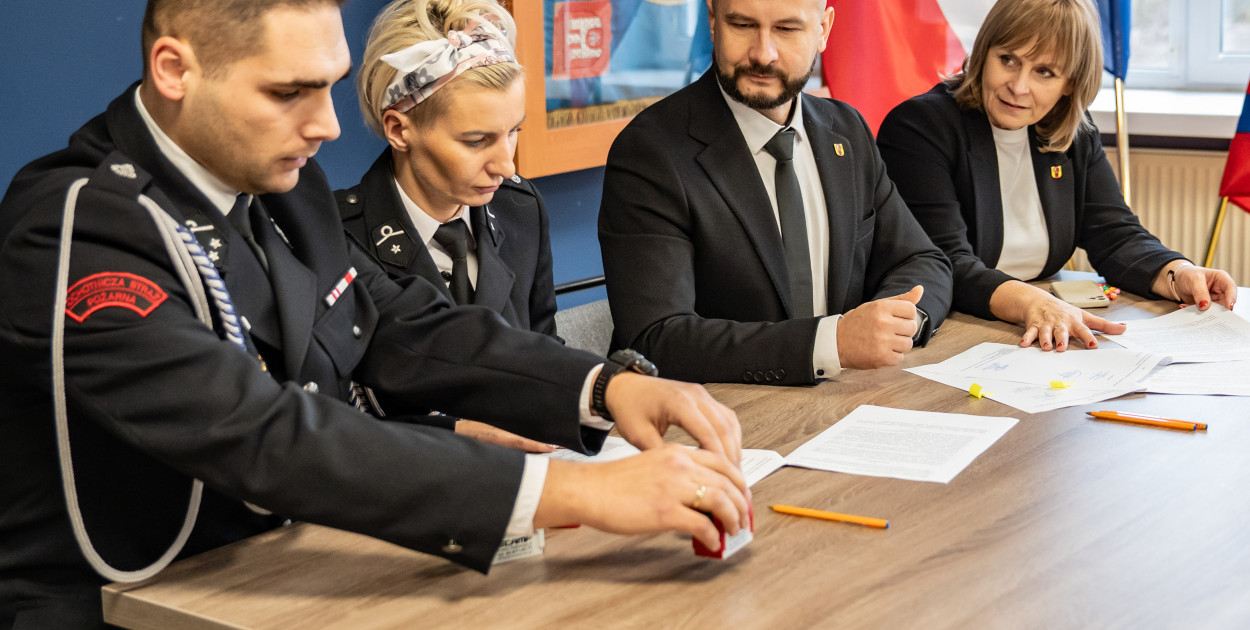 OSP z powiatu łowickiego otrzymają pieniądze na łączność