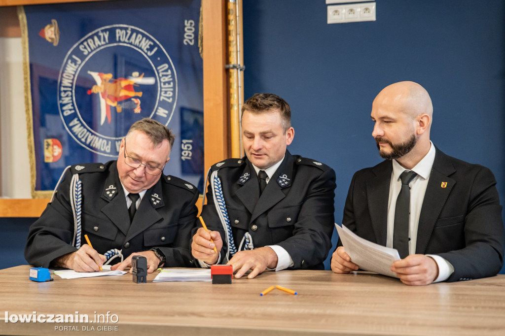 OSP z powiatu łowickiego otrzymają pieniądze na łączność