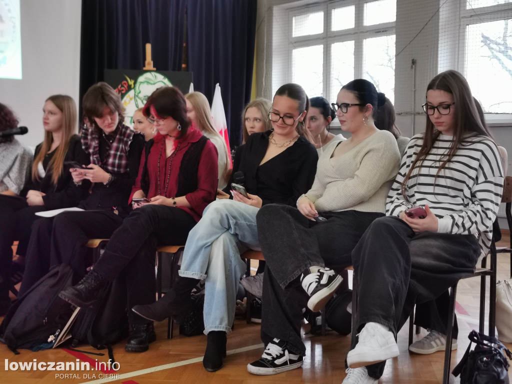 Debata o zdrowiu psychicznym w Ekonomiku