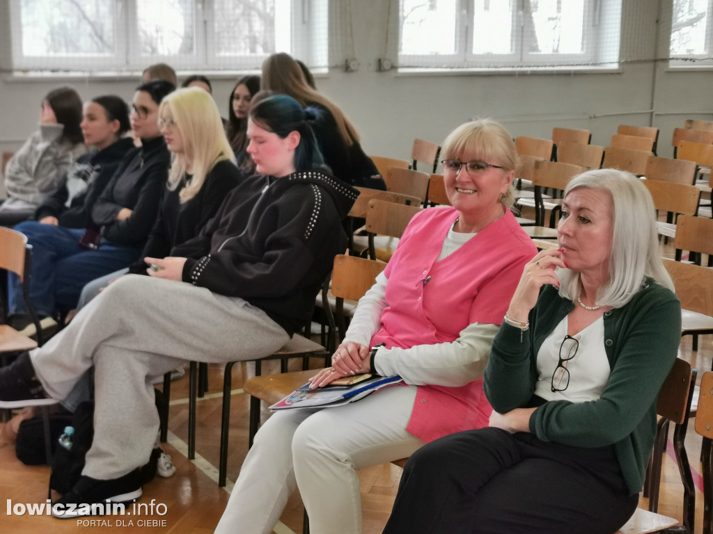 Debata o zdrowiu psychicznym w Ekonomiku