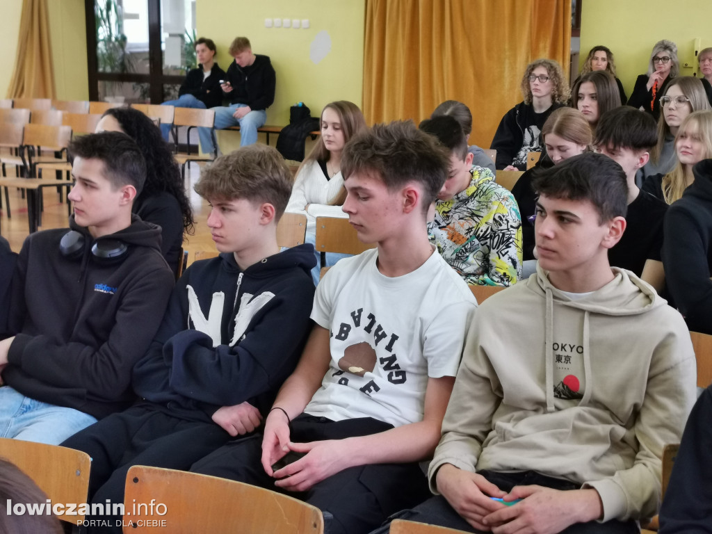 Debata o zdrowiu psychicznym w Ekonomiku