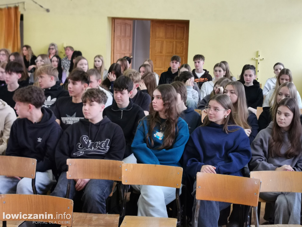 Debata o zdrowiu psychicznym w Ekonomiku