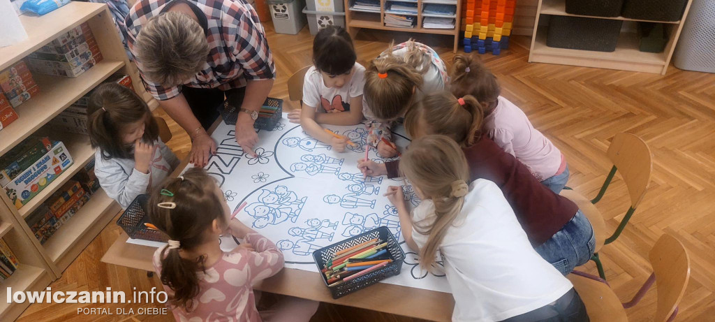 „Pod Świerkami” w kampanii „Dzieciństwo bez przemocy”