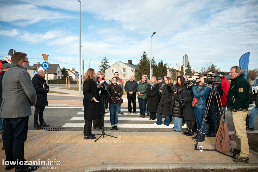 Żychlin z nową drogą i rondami.