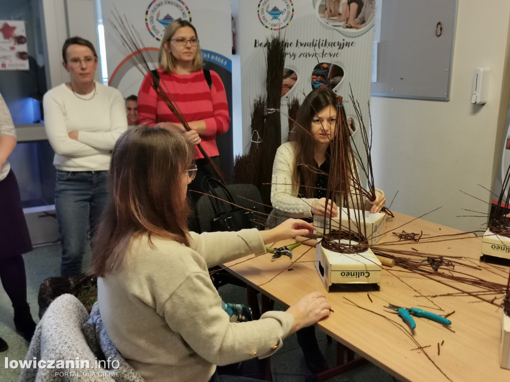 Kiermasz bożonarodzeniowy w szkole przy Ułańskiej