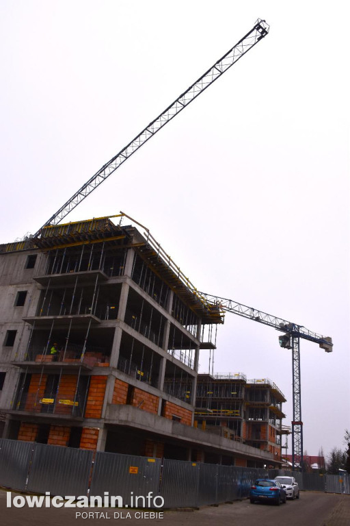 Tak rosną nowe bloki na Bratkowicach