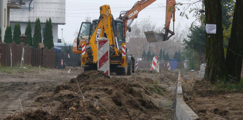 Budowa ulic Moniuszki i Paderewskiego na os. Górki. fot. tb