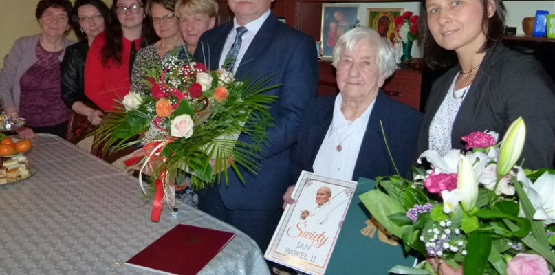 Setne urodziny Zofii Zych z Łazina. Fot. EWR