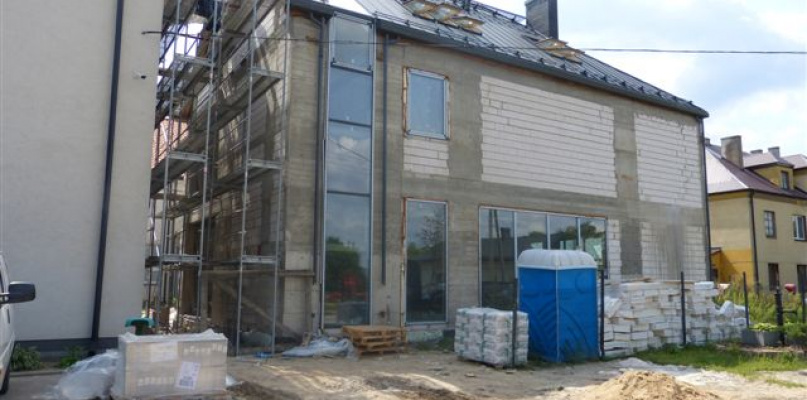 Rozbudowa internatu ZSCKR w Zduńskiej Dąbrowie. Fot. EWR