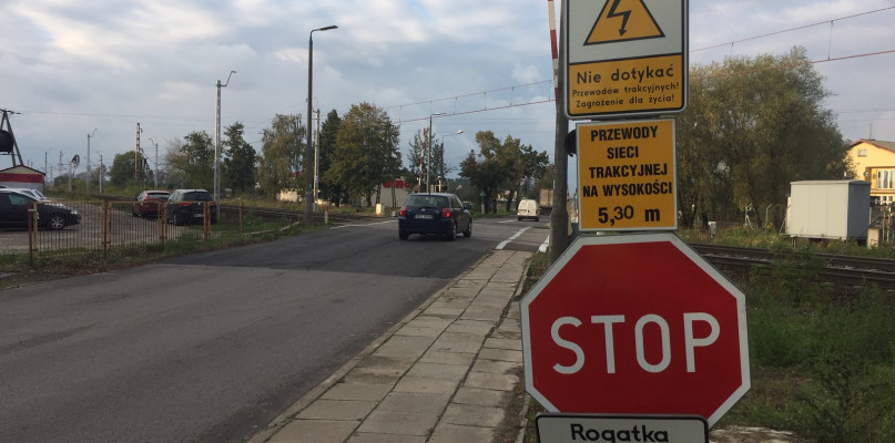 Przejazd kolejowy na ul. Kiernozkiej w Łowiczu