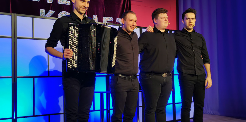 Kabaret Trzecia strona medalu