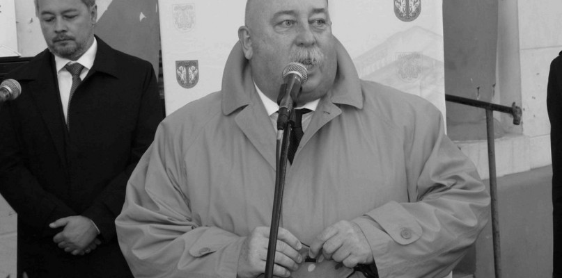 Dariusz Nawrocki na odsłonięciu Gwiozd Łowickich w 2020 roku.