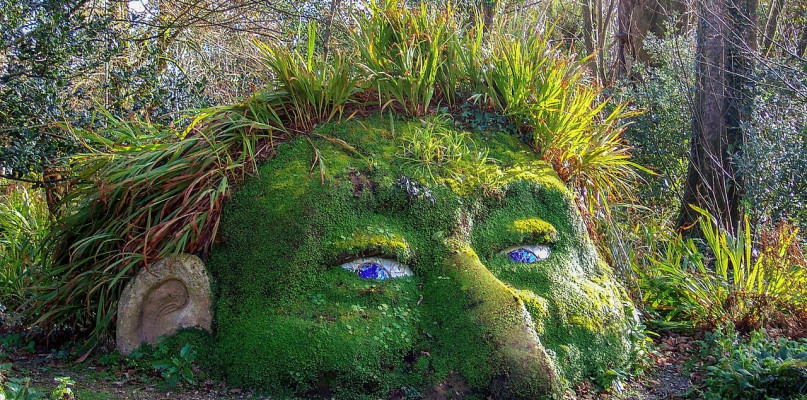 Gnome land art, Ian Lindsay, Pixabay