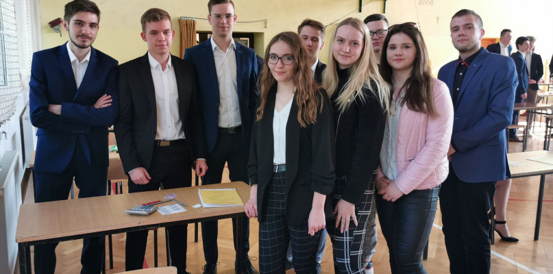 Maturzyści z ZSP nrt 4. fot. tb/NL