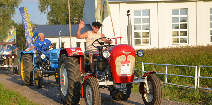 Zlot Starej Motoryzacji i Maszyn Rolniczych w 2021 roku. Fot. Mirosława Wolska-Kobierecka/Archiwum NŁ