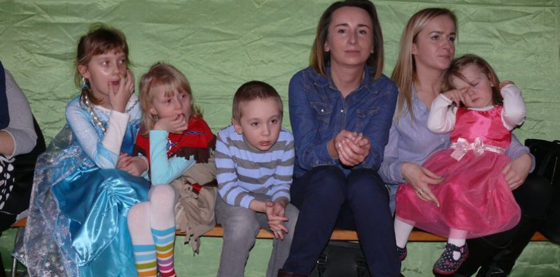 Zabawa choinkowa w sp Zielkowice. fot. tb