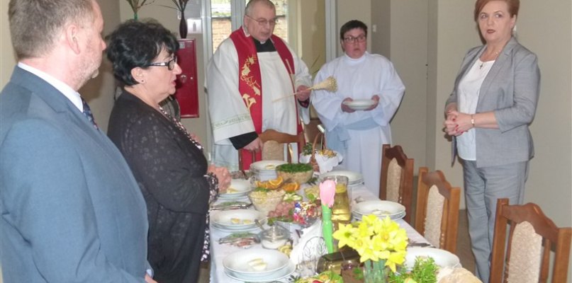 Spotkanie wielkanocne w ŚDS w Woli Zbrożkowej. Fot. Elżbieta Woldan-Romanowicz