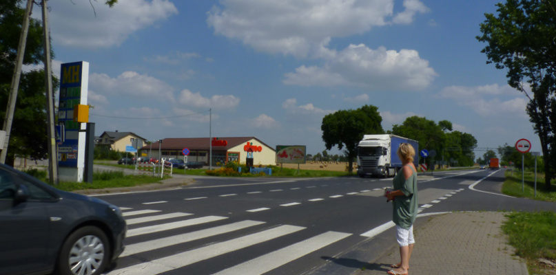 Od kilku lat mieszkańcy gminy Bedlno domagają sie od GDDKiA zamontowania na tym skrzyżowaniu sygnalizacji świetlnej fot. Dorota Grąbczewska