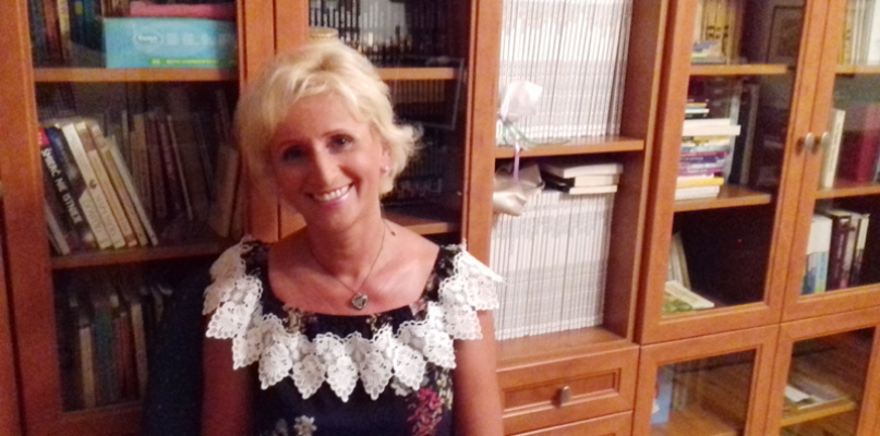 Jolanta Karczewska: Dziś w świecie ucieka się od cierpienia, nie rozumie się jego znaczenia ? ale ono i tak jest. Nie uciekniemy od niego, chodzi o to, by nadać mu sensowności. Ono jest obecne również w małżeństwie. Fot. Wojciech Waligórski
