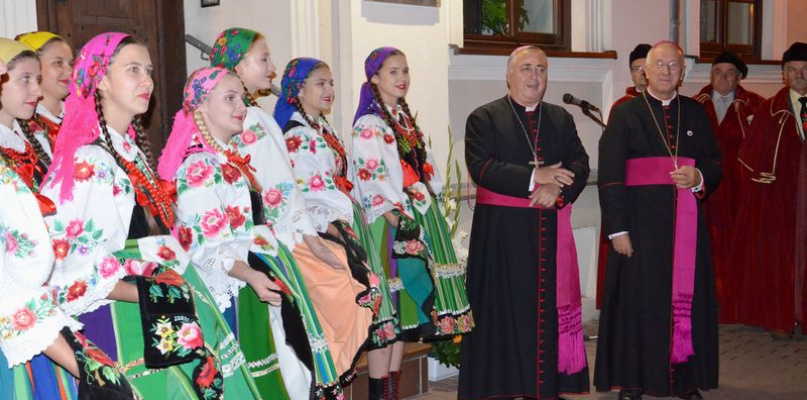 Wizyta nuncjusza apostolskiego w Łowiczu. fot. tb.