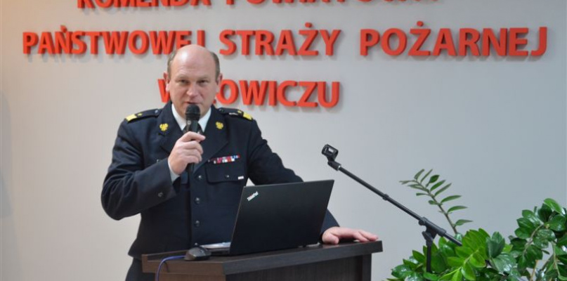 Gen. Jarosław Wlazłowski, Łódzki Komendant Wojewódzki PSP na odprawie w PSP w Łowiczu. fot. Tomasz Matusiak
