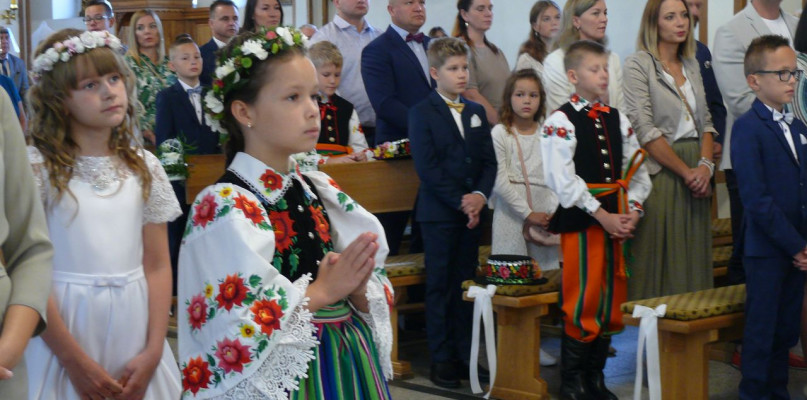 Pierwsza Komunia Święta w parafii na Korabce.