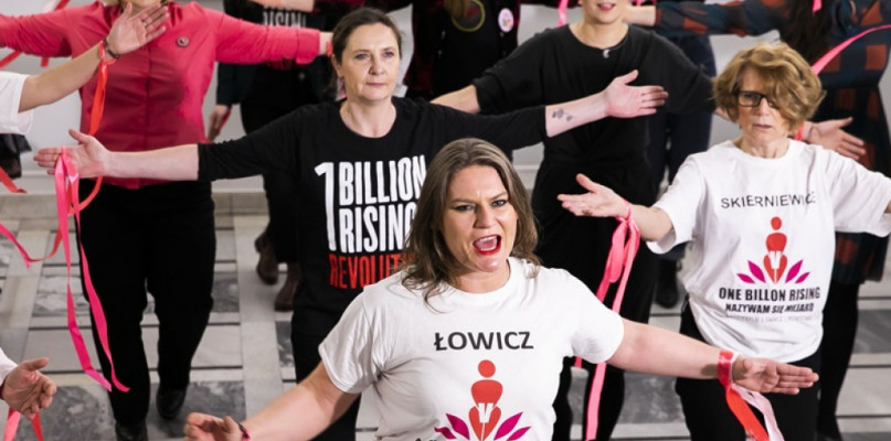 Joanna Galka-Walczykiewicz co roku włącza się w akację One Billion Rising (Nazywam się Miliard).