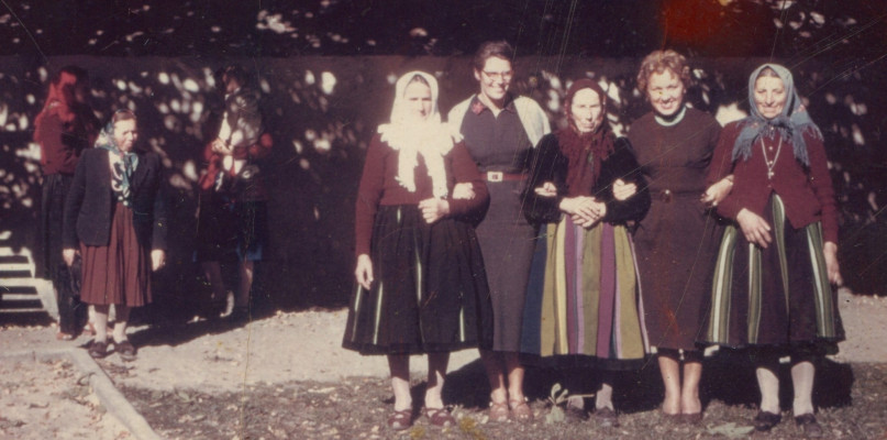 Na zdjęciu: Księżanki z gości z USA (z lewej Franciszka Gruziel), Łowicz, lata 70. XX wieku