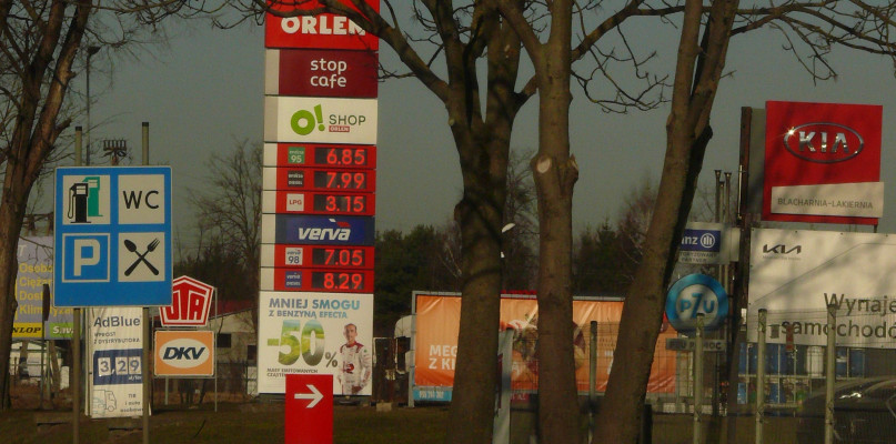 Ceny paliw na stacji Orlen przy ul. Bolimowskiej w Łowiczu, dziś około godz. 9.00.