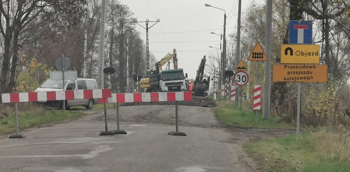 Prace na przejeździe kolejowym w Zielkowicach. fot. tb/NL