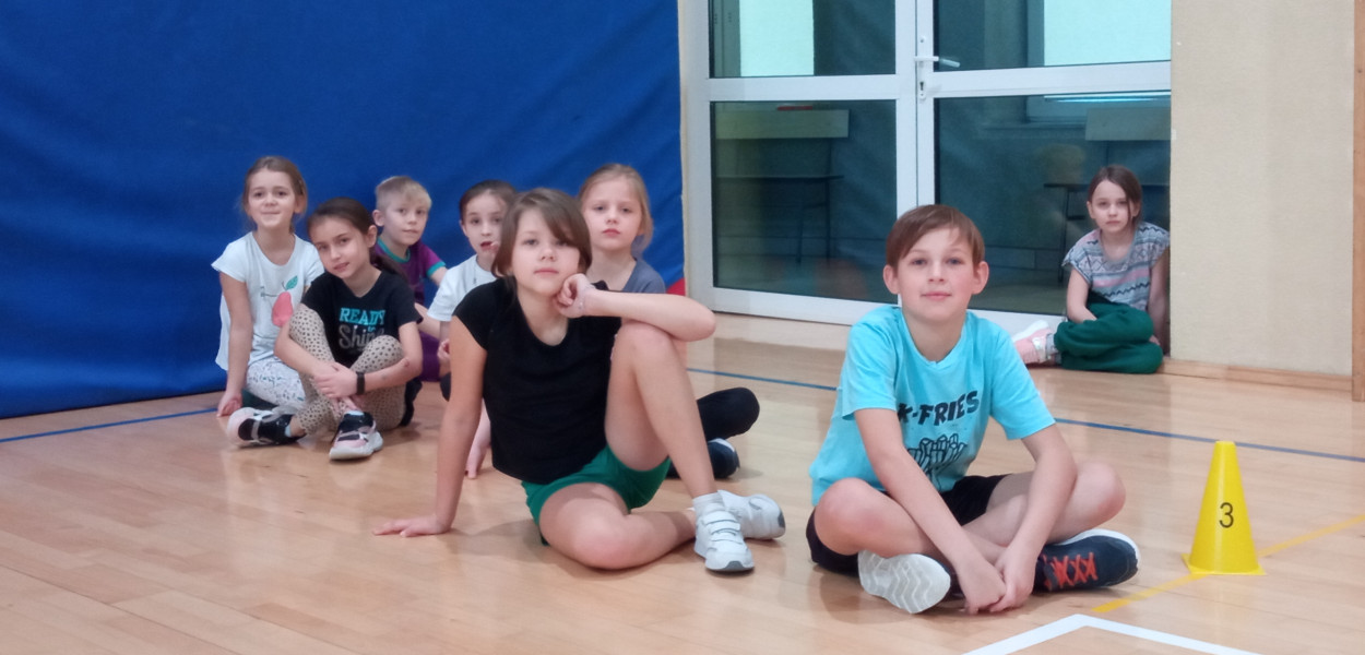 Dzień Sportu podczas Ferii w Mieście w szkole pijarskiej w Łowiczu. 