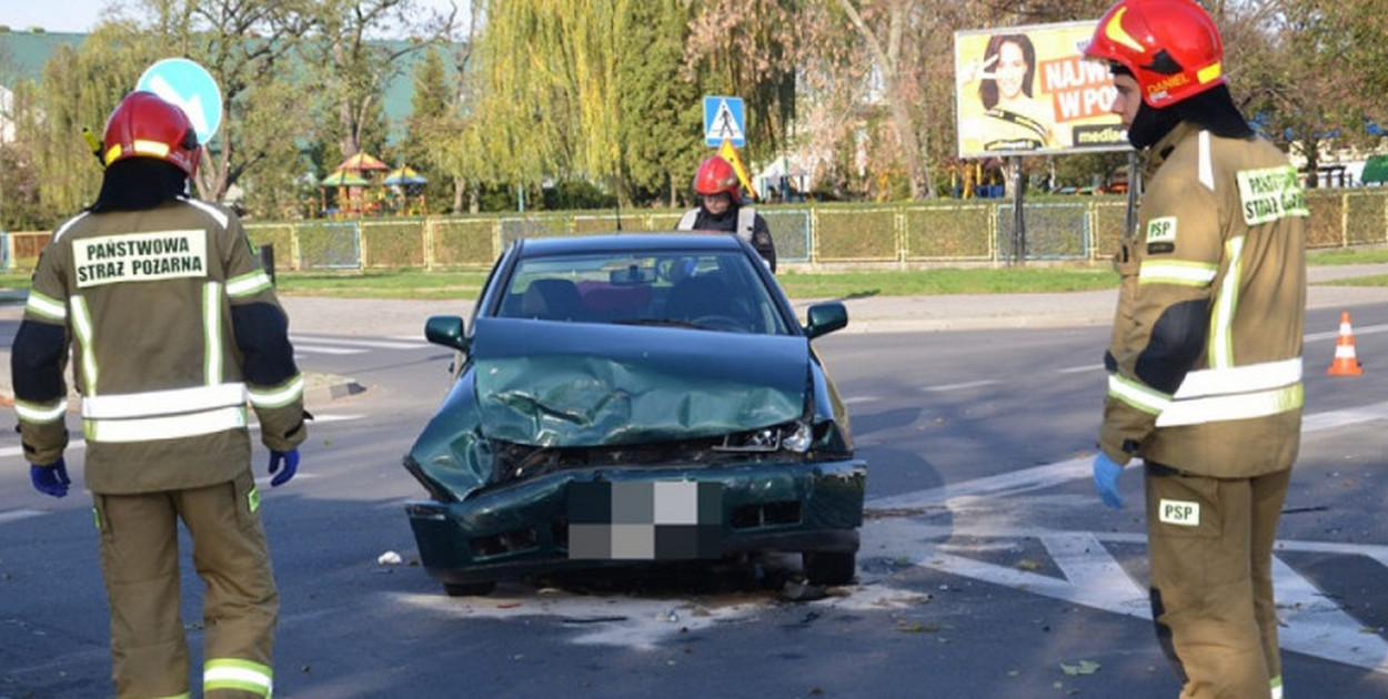 Kolizja na skrzyżowaniu ulic Topolowej, Starościńskiej i Ułańskiej w 2019 roku. fot. arch. NŁ