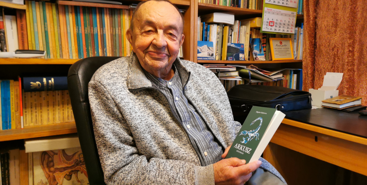 Zbigniew Kostrzewa ma 90 lat i cieszy się życiem