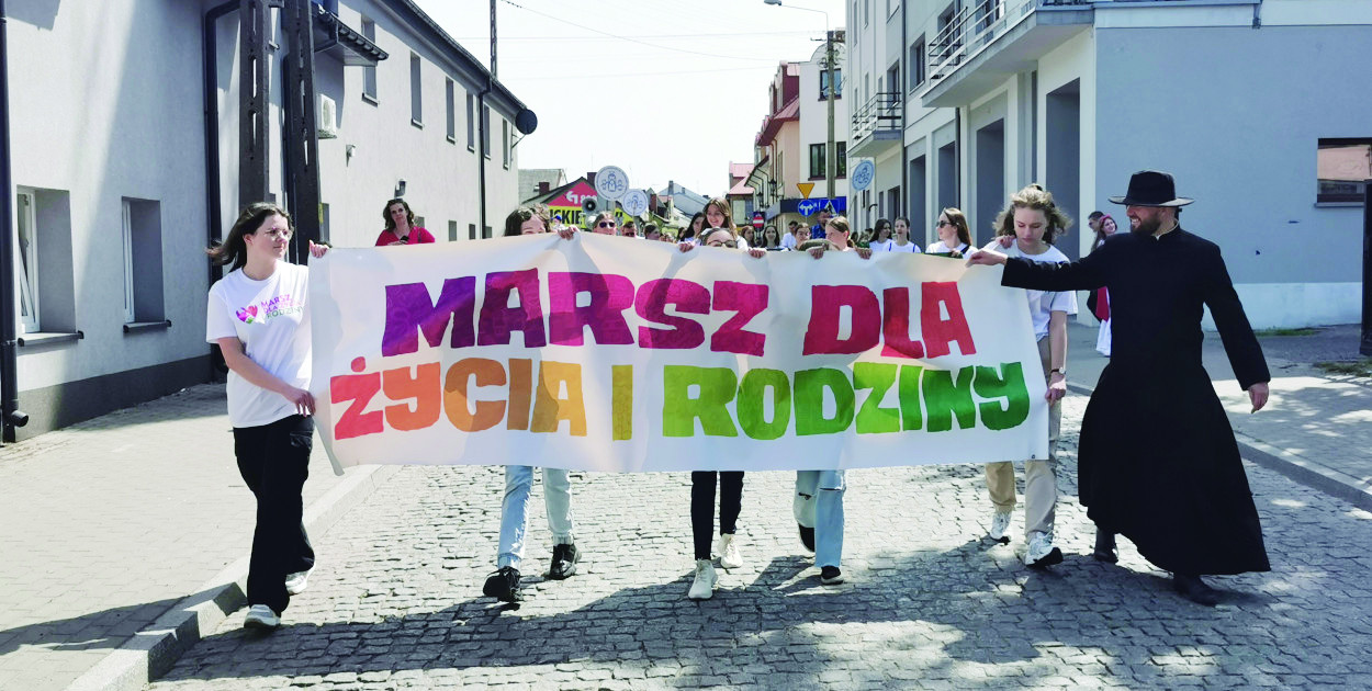 Rodzina fundamentem, a nie opcją
