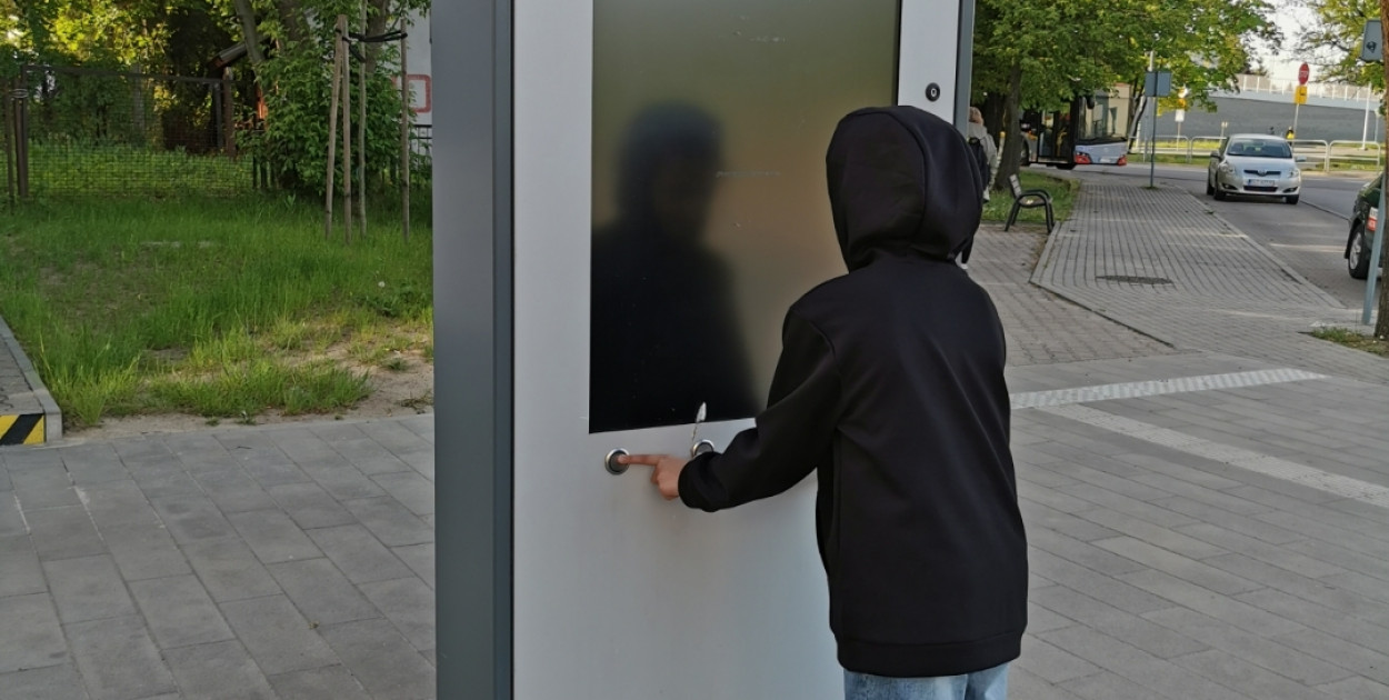 Problem z uruchomieniem urządzeń na peronach