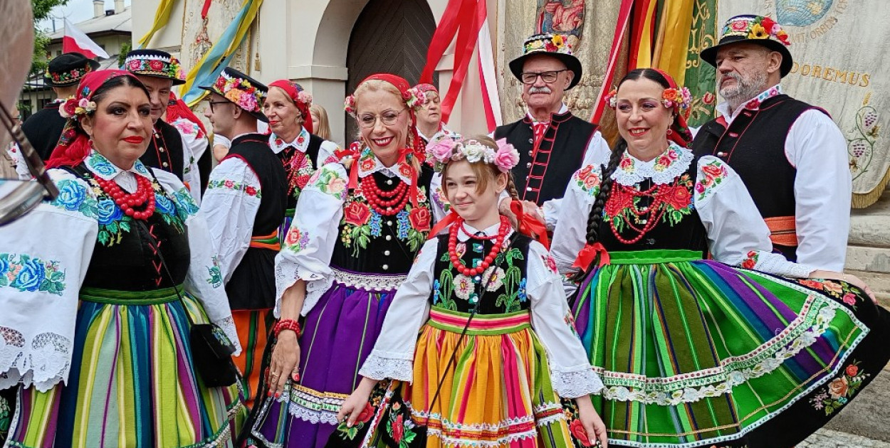 Dojrzewanie do korzeni, czyli Łowickie daleko na zachodzie Polski