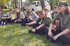Spotkanie harcerzy w pasażu Grabskiego-11540