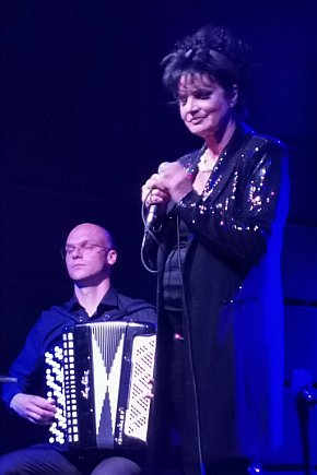 Koncert Piosenki Francuskiej w ŁOK-11541