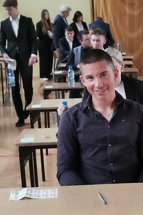 Matura w łowickim Ekonomiku już rozpoczęta-11570