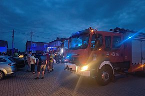 Nietypowa interwencja w Kiernozi. Mężczyzna żył w samochodzie?-11795