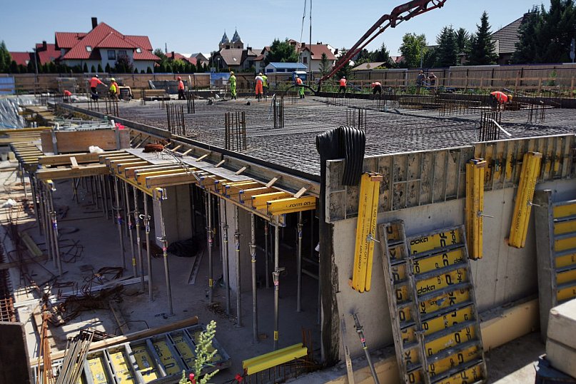 Rosną spółdzielcze bloki na Bratkowicach