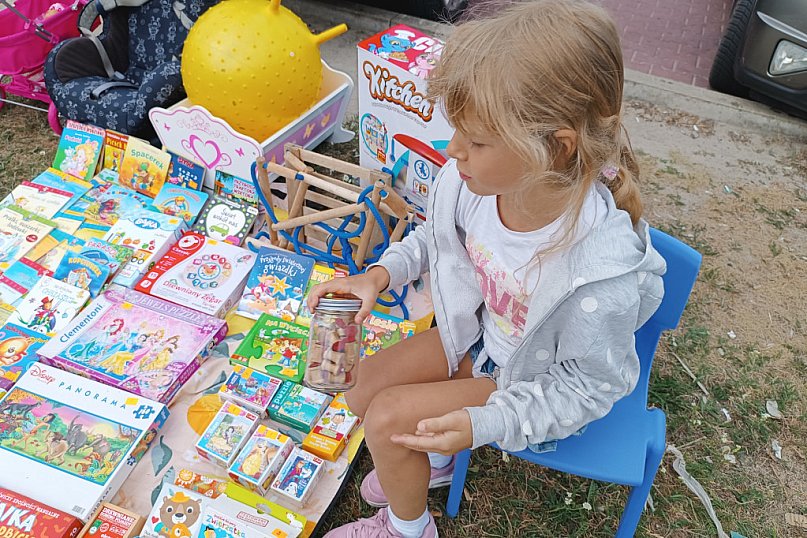 Dziecięca Wyprzedaż Garażowa na Górkach