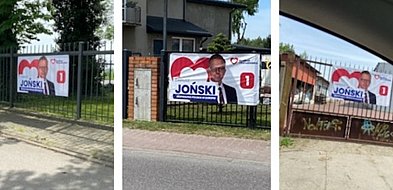 W Łowiczu skradziono banery Dariusza Jońskiego, jedynki KO do europarlamentu -311603