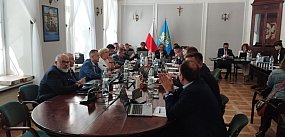 Burzliwa dyskusja na sesji Rady Miejskiej w Łowiczu