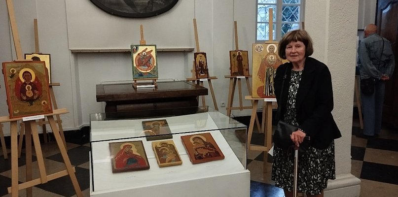 Muzeum w Łowiczu. Wystawa ikon Anny Jaszczyńskiej  - 312158