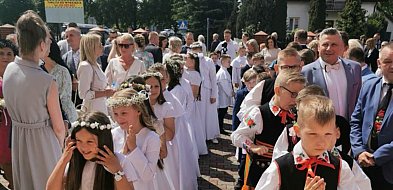 Komunia Św. w kościele Dobrego Pasterza w Łowiczu-312179