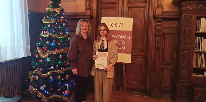 Łowicz. Maja Mużdżyńska z I LO laureatką I nagrody-320621